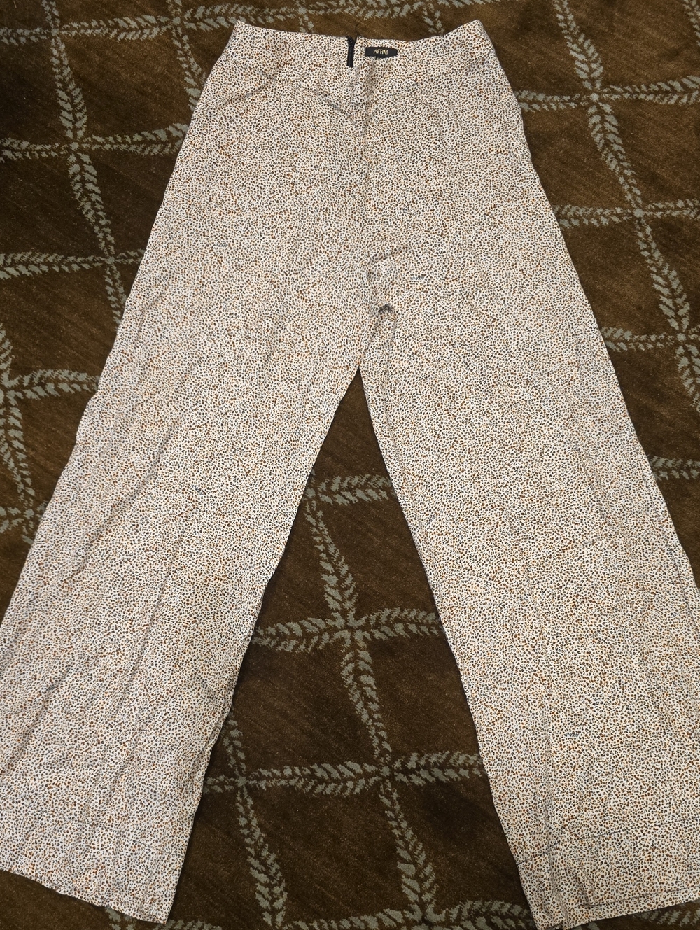 AFRM White Wide-Leg Pants With Cheetah Print Sz L
